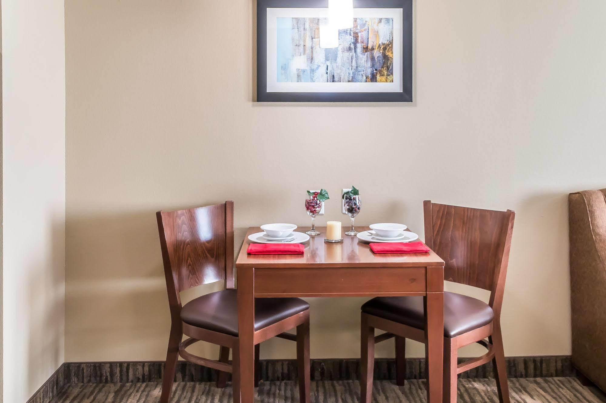 Mainstay Suites Эдинбург Экстерьер фото