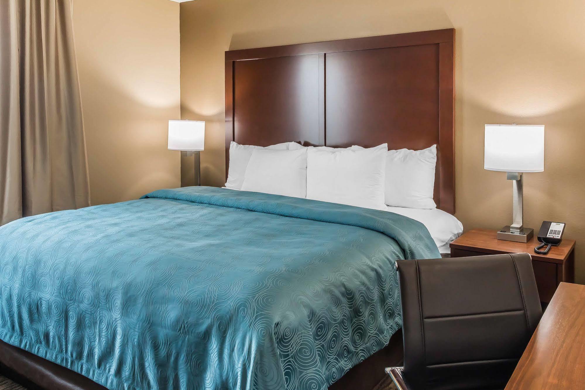Mainstay Suites Эдинбург Экстерьер фото
