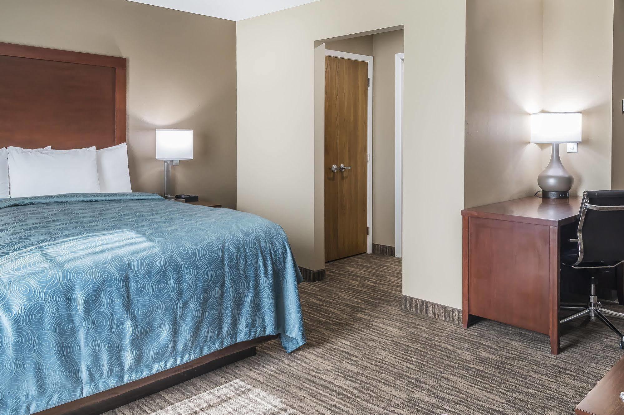 Mainstay Suites Эдинбург Экстерьер фото